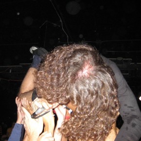Ami Shalev Sings While Crowd Surfing
